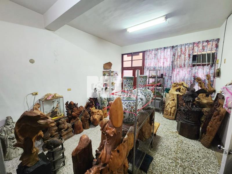 復興路透天房屋室內格局與周邊環境