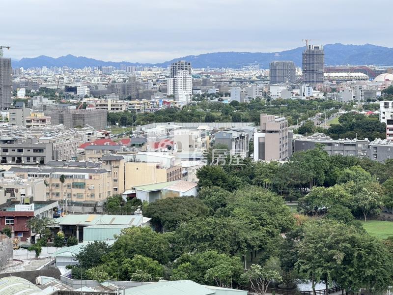 【三采藝術新象】水湳經貿｜景觀採光漂亮三房｜雙公園為鄰房屋室內格局與周邊環境