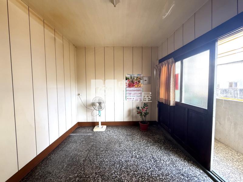 文賢國中30地坪活巷需整理透天(專)房屋室內格局與周邊環境