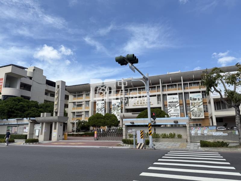 文賢國中30地坪活巷需整理透天(專)房屋室內格局與周邊環境