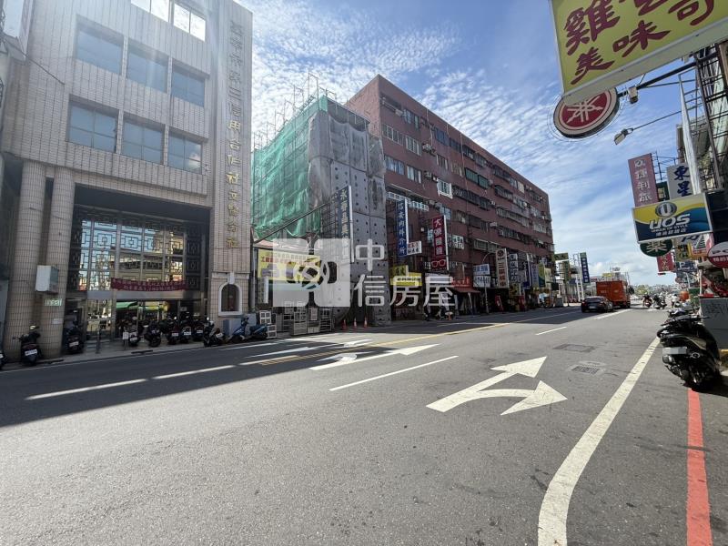 文賢國中30地坪活巷需整理透天(專)房屋室內格局與周邊環境