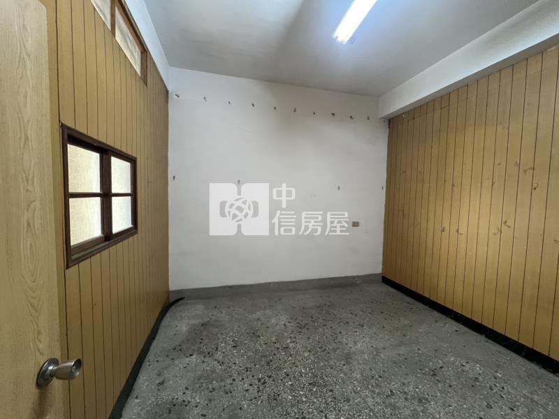 (專)台中大里美群國小透天店面房屋室內格局與周邊環境