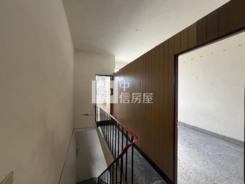 (專)台中大里美群國小透天店面房屋室內格局與周邊環境