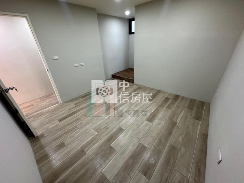 【豐禾】桃園愛十街整新低樓層公寓房屋室內格局與周邊環境