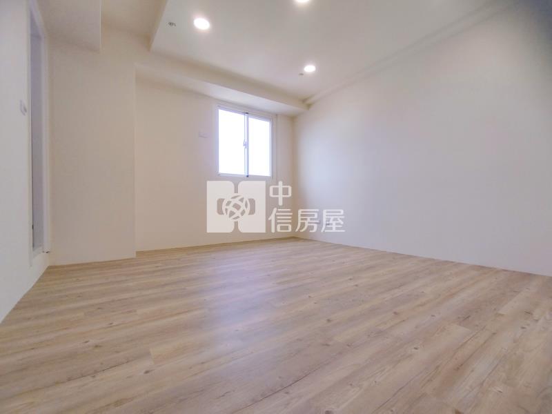 近東區秀泰高樓層全新裝潢4房雙套設計房屋室內格局與周邊環境