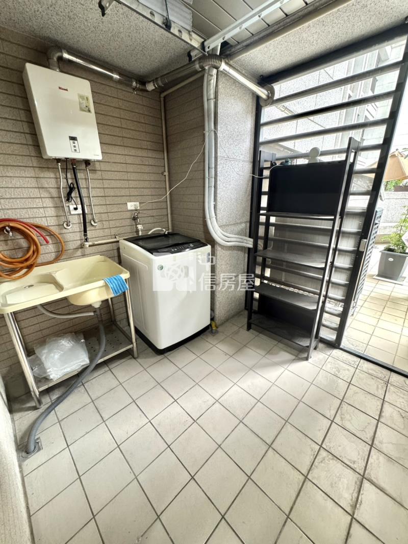 赫里翁臻愛大露台2房+平車房屋室內格局與周邊環境