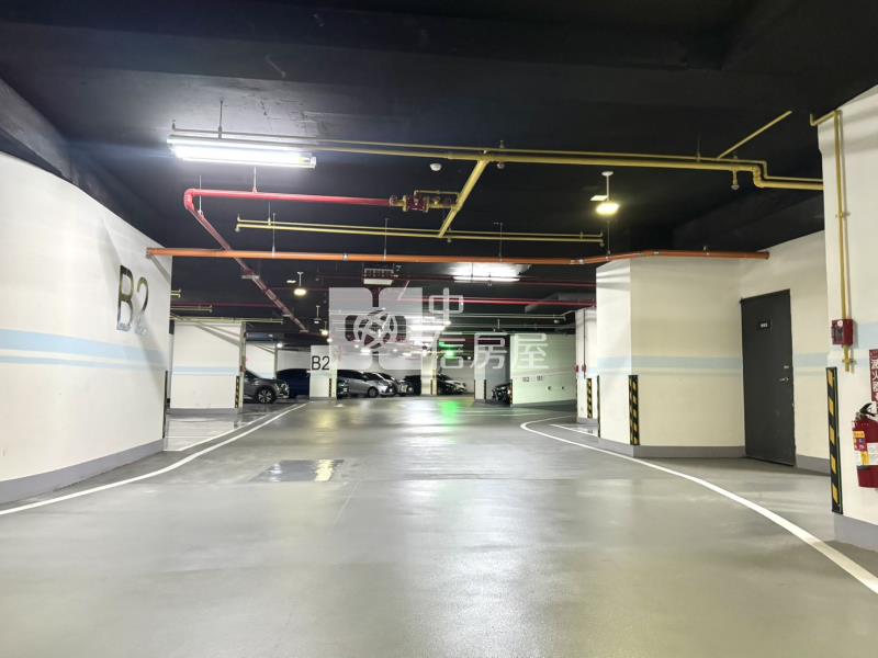 赫里翁臻愛大露台2房+平車房屋室內格局與周邊環境