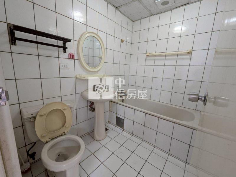 比佛利加州三房房屋室內格局與周邊環境