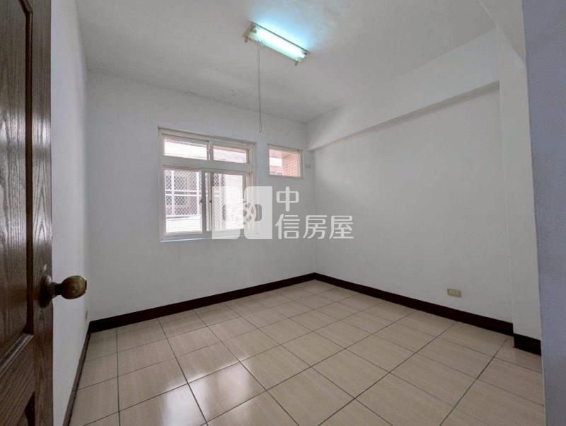比佛利加州三房房屋室內格局與周邊環境