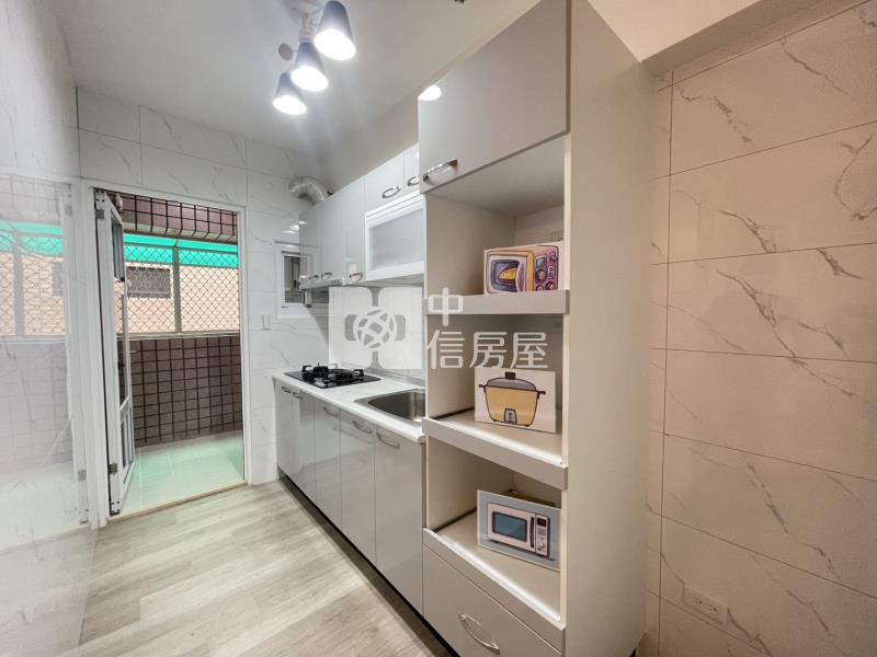 新化國稅局旁整新三房平車房屋室內格局與周邊環境