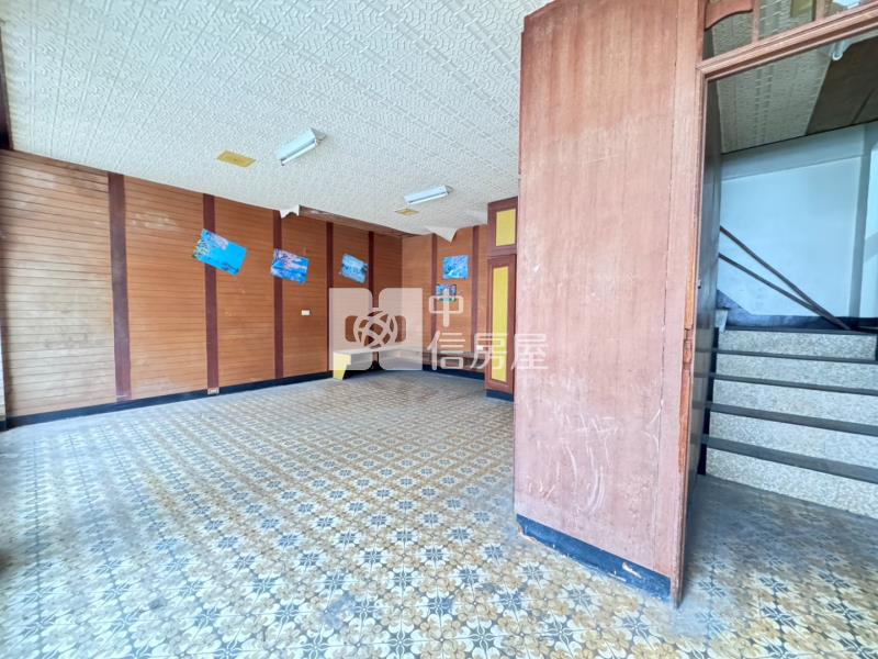 專任★桃園 南門國小旁 透天厝 (屋況需整理)房屋室內格局與周邊環境