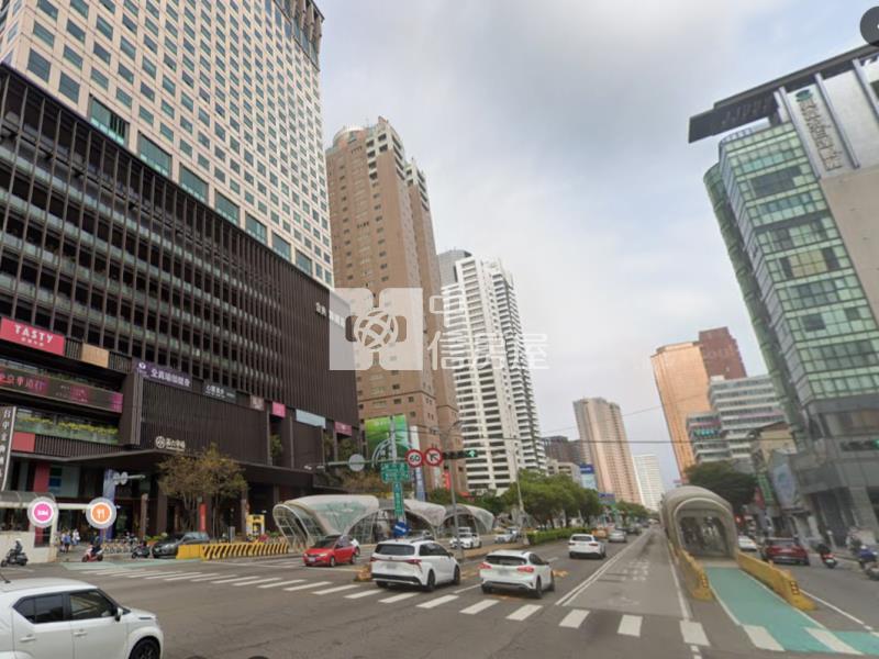 科博館草悟道｜臨路質感店面房屋室內格局與周邊環境