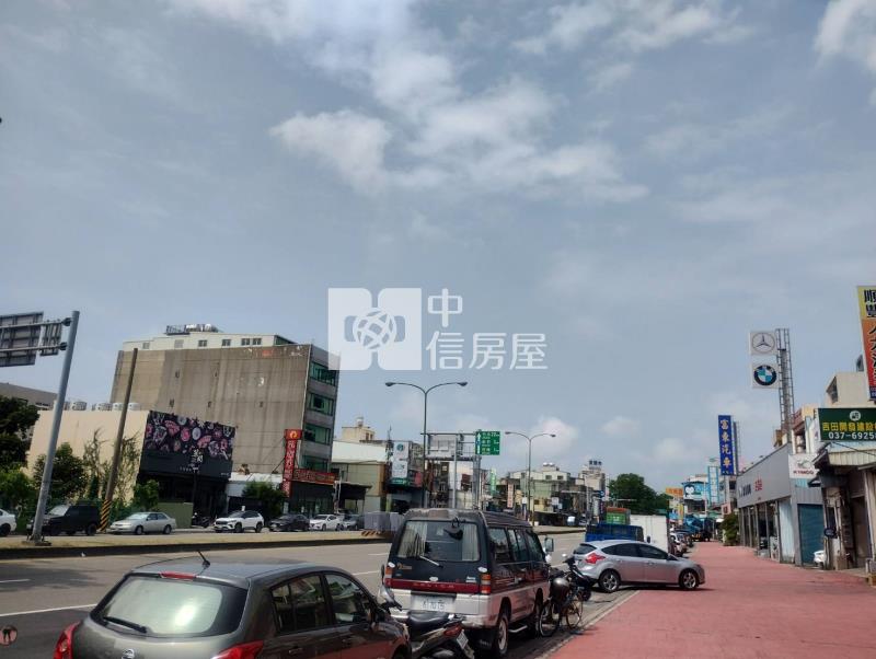 頭份交流道臨縱貫路住宅用地房屋室內格局與周邊環境