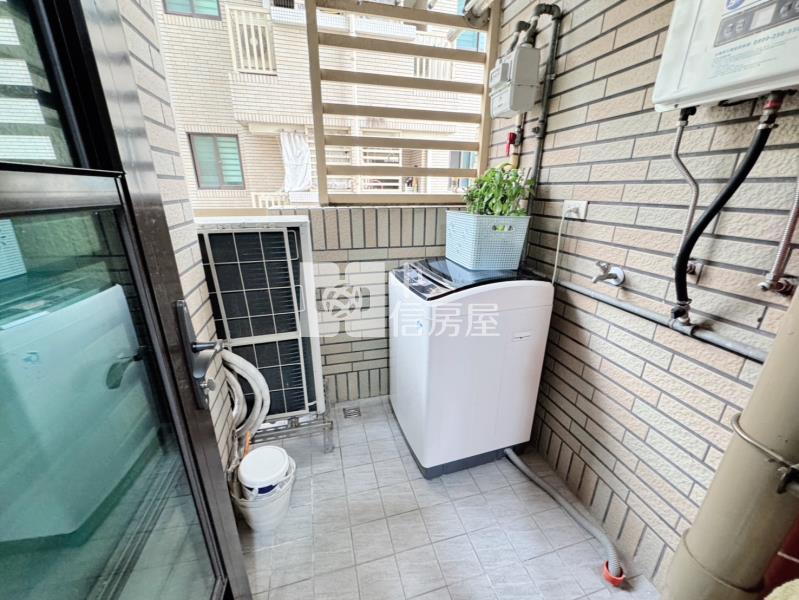 青年時代溫馨三房車房屋室內格局與周邊環境
