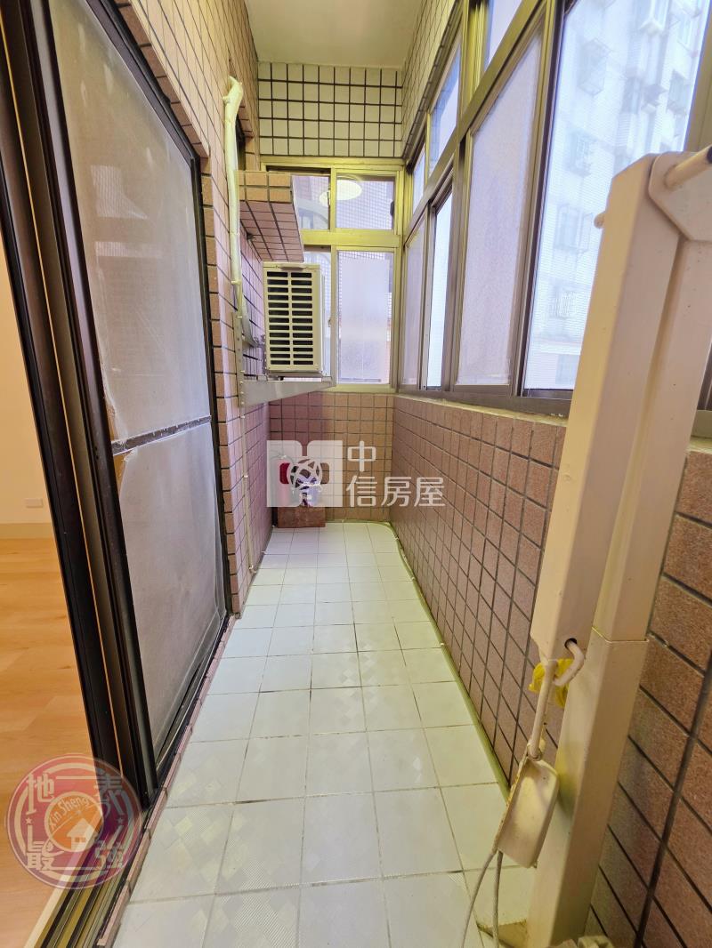 大溪寶第裝潢電梯美三房房屋室內格局與周邊環境