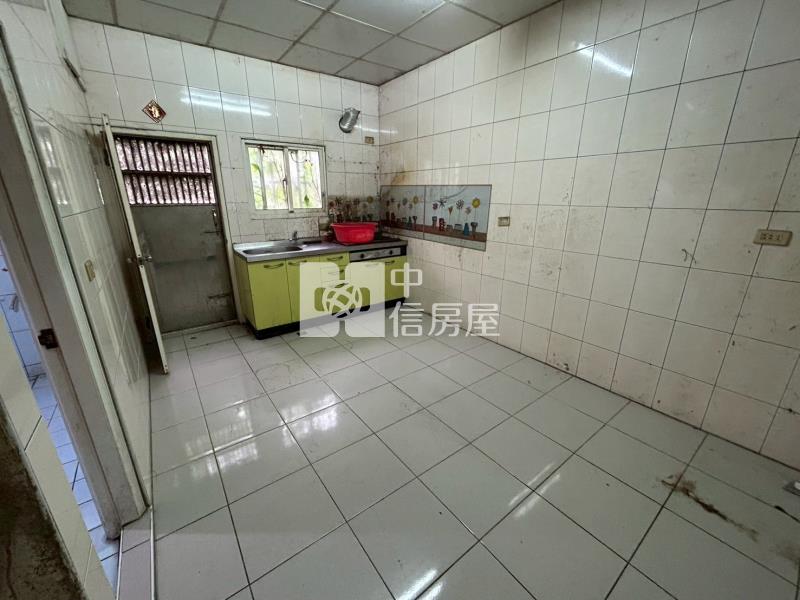 建國路透天房屋室內格局與周邊環境
