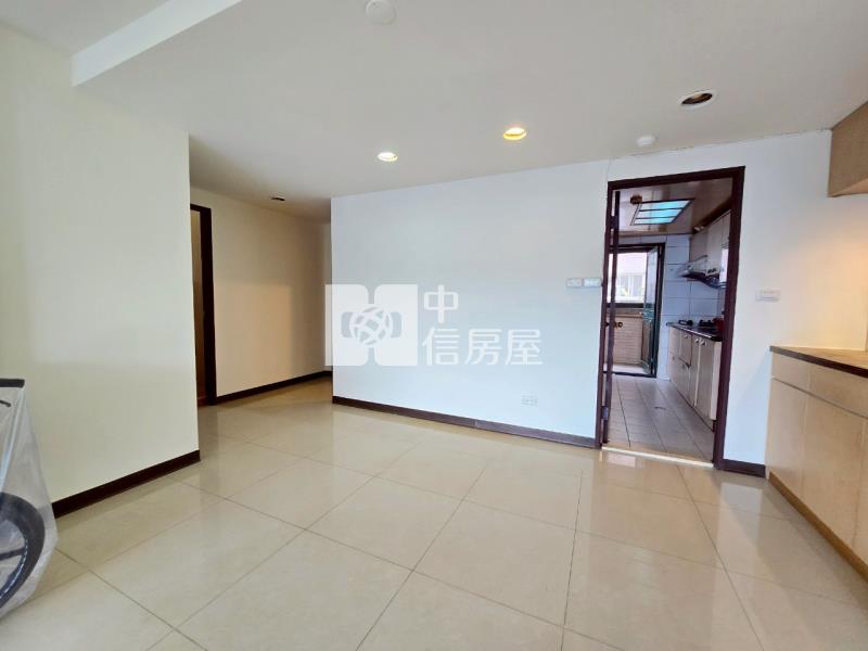 【安家】專任-春園藝術廣場四房+B1車位房屋室內格局與周邊環境