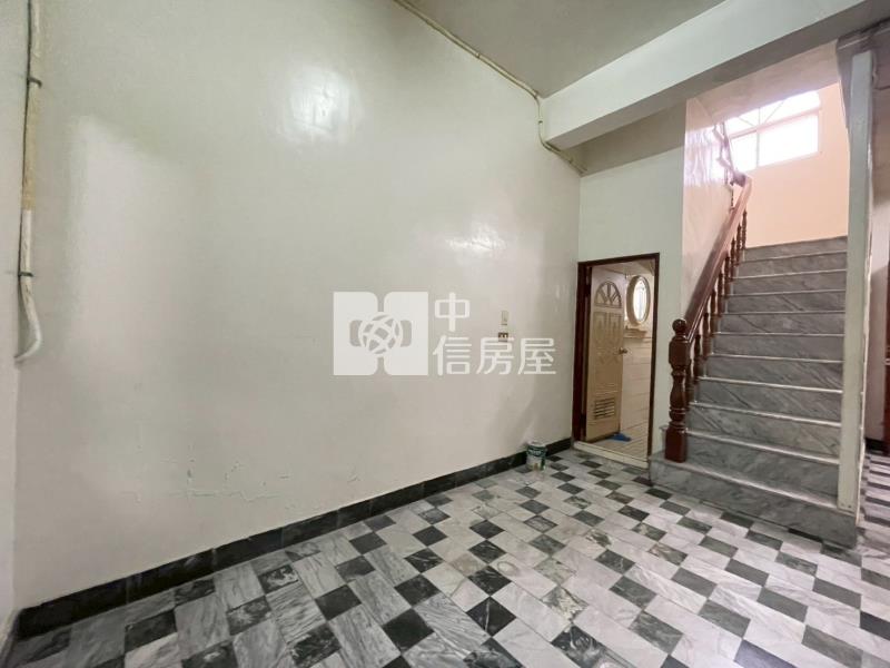 歸仁5房傳統透天房屋室內格局與周邊環境
