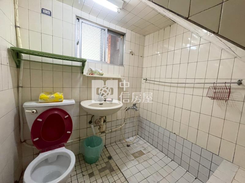 歸仁5房傳統透天房屋室內格局與周邊環境