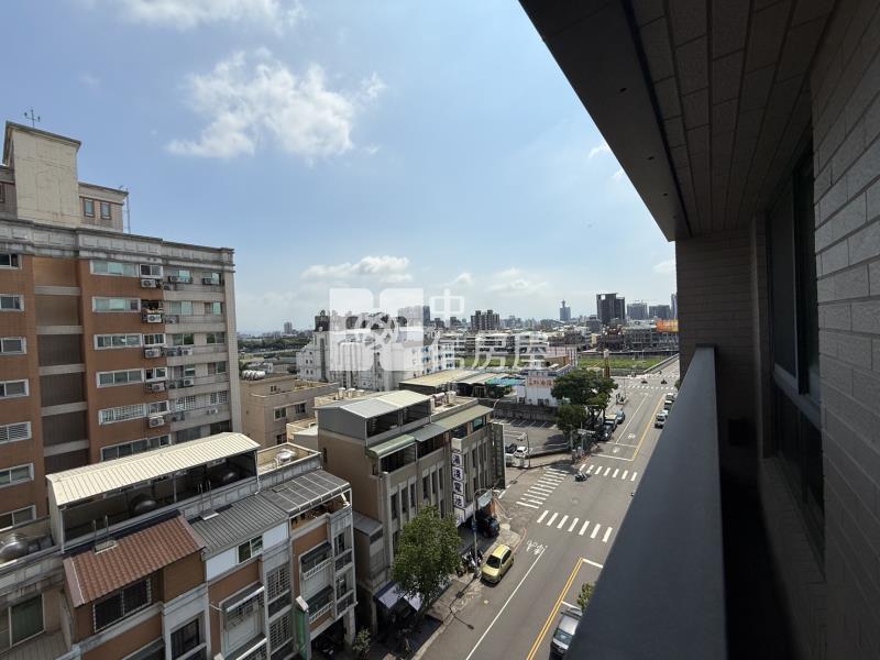 允將澄境lalaport輕屋齡3房+車位房屋室內格局與周邊環境