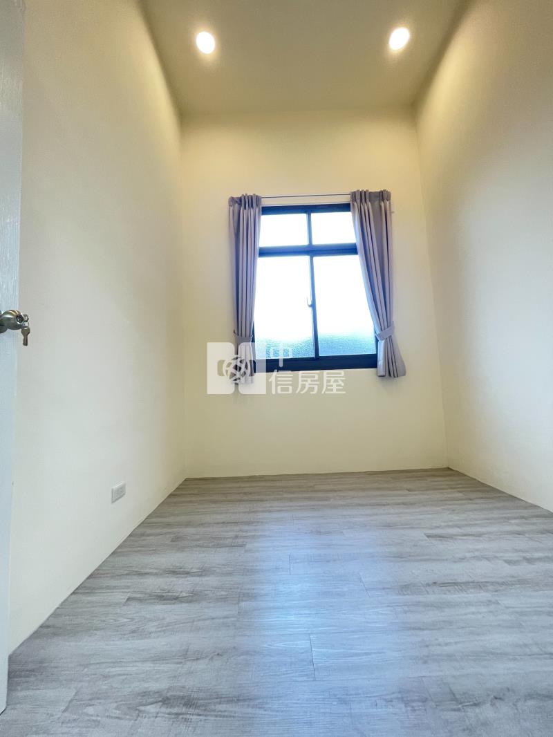 興大全新精美3房房屋室內格局與周邊環境