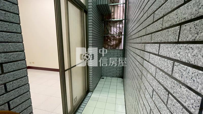 頭份中正二路透天房屋室內格局與周邊環境