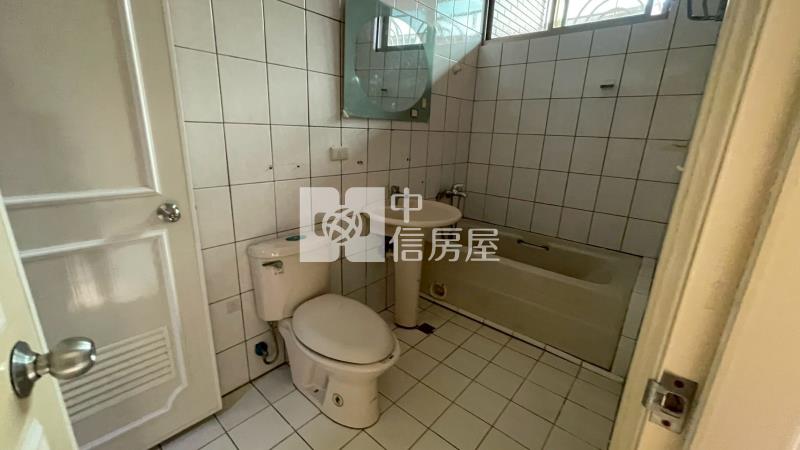 頭份中正二路透天房屋室內格局與周邊環境