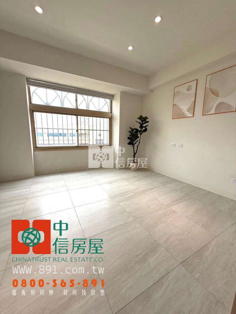 僑平國小旁車位住家房屋室內格局與周邊環境