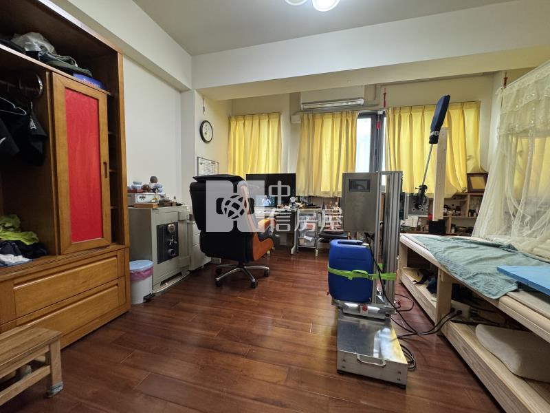 大買家旁輕屋齡雙車電梯豪墅房屋室內格局與周邊環境