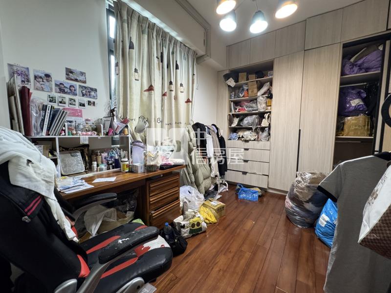 大買家旁輕屋齡雙車電梯豪墅房屋室內格局與周邊環境