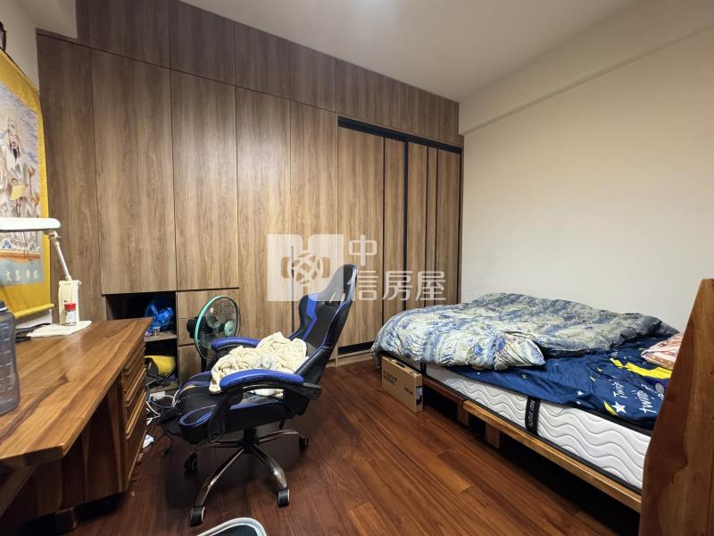 大買家旁輕屋齡雙車電梯豪墅房屋室內格局與周邊環境