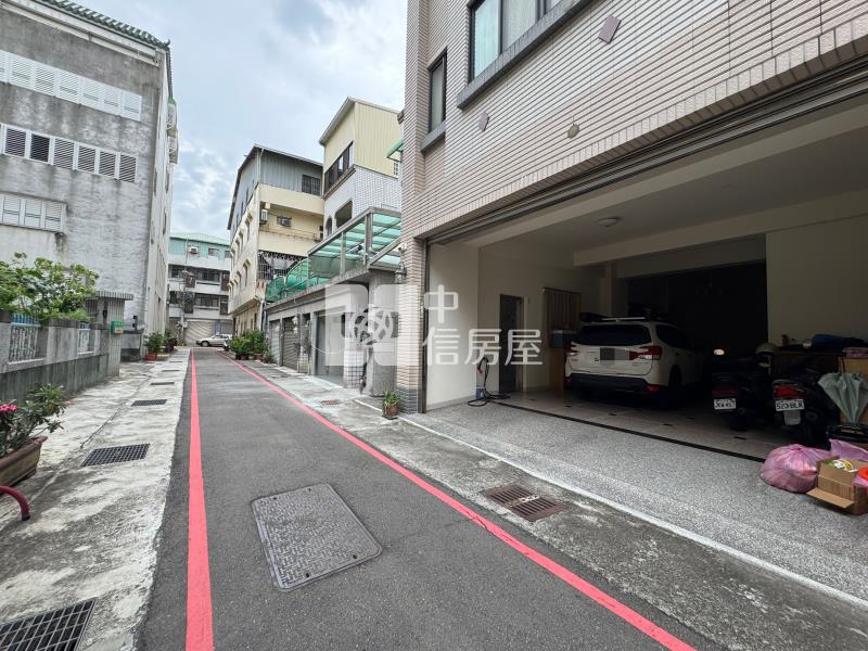 大買家旁輕屋齡雙車電梯豪墅房屋室內格局與周邊環境