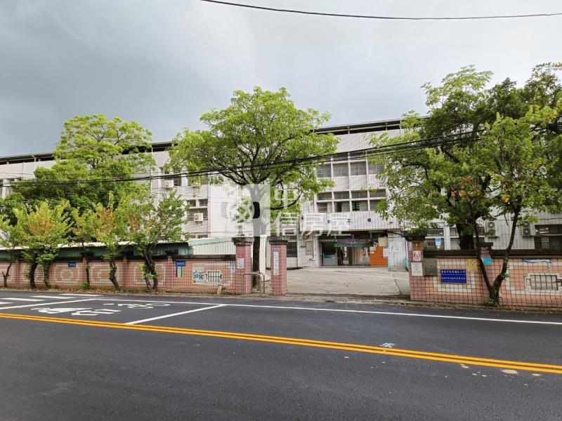 安定-近南科方正農地(二)房屋室內格局與周邊環境