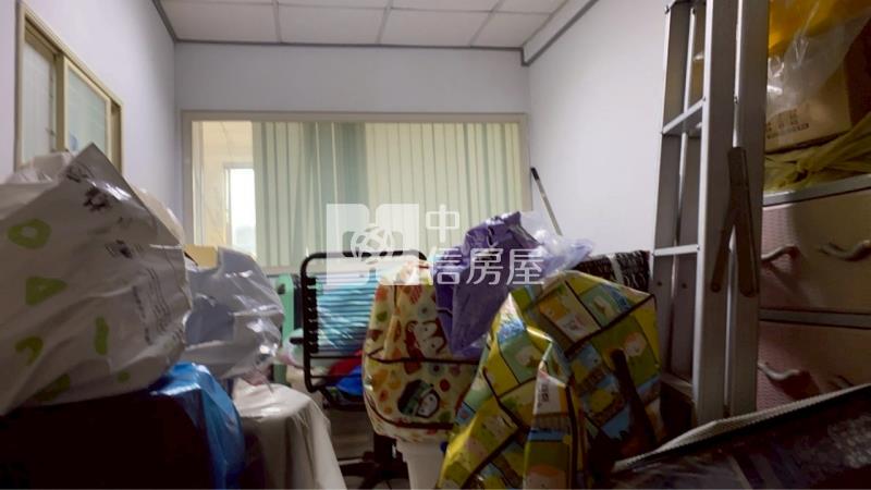 平鎮環南電梯5房車房屋室內格局與周邊環境