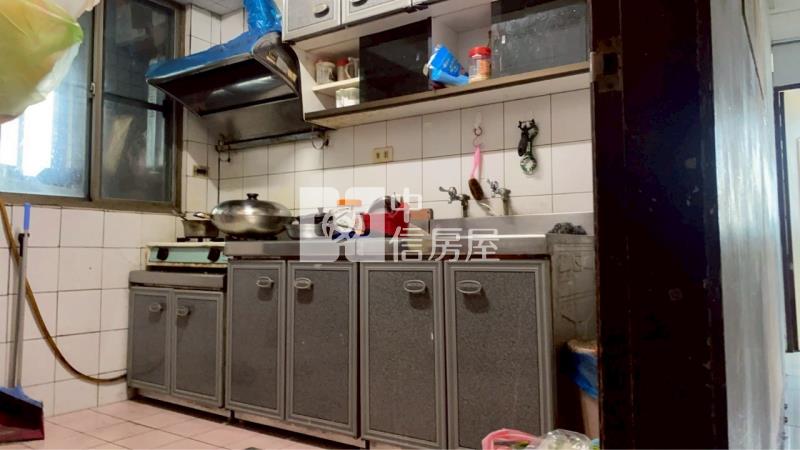 平鎮環南電梯5房車房屋室內格局與周邊環境