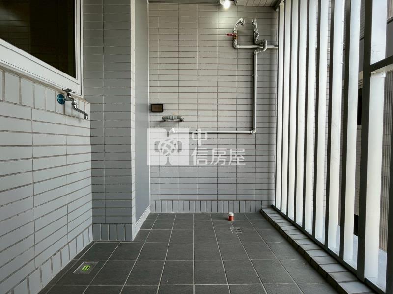 遠雄藝舍水湳經貿質感朝南兩房兩衛平車房屋室內格局與周邊環境