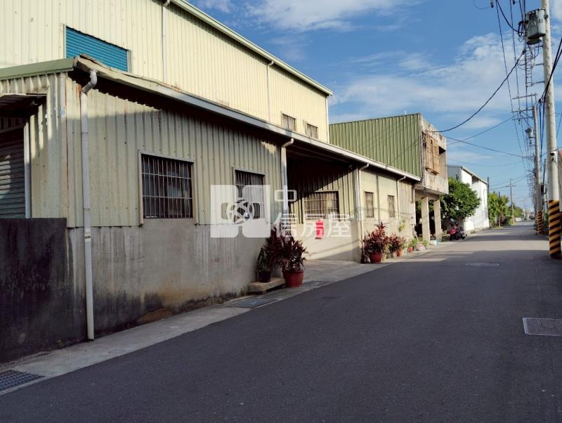仁德新田近千坪工業用地房屋室內格局與周邊環境