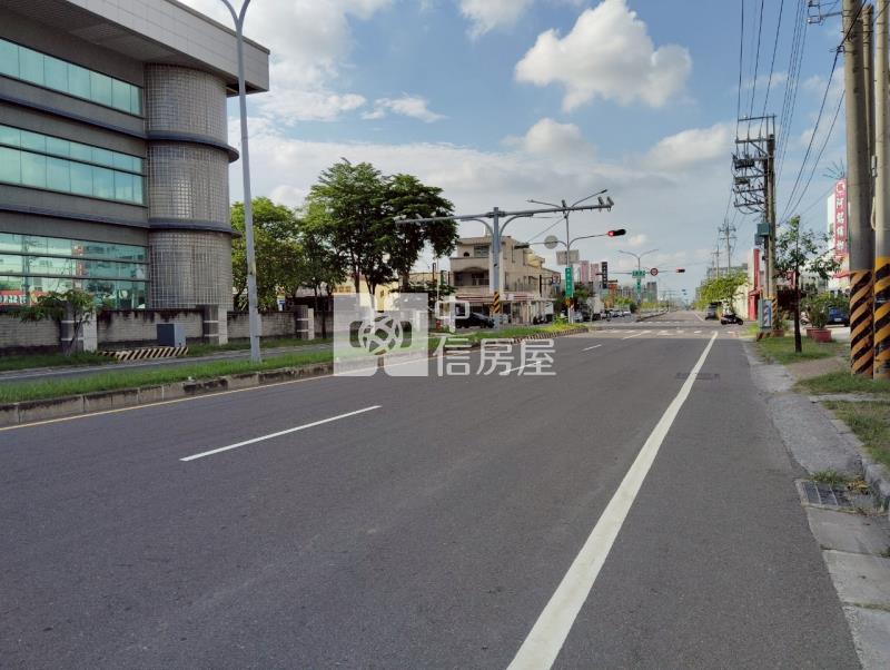 仁德新田近千坪工業用地房屋室內格局與周邊環境