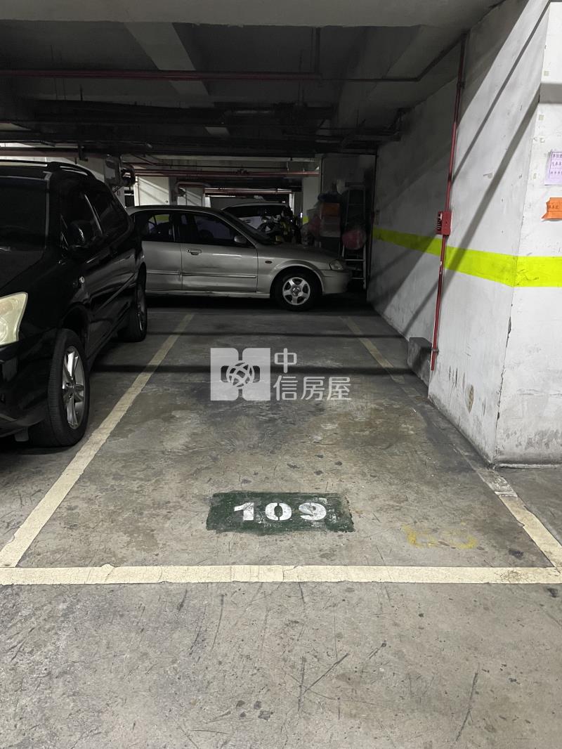 亞灣總圖大3房+平車房屋室內格局與周邊環境
