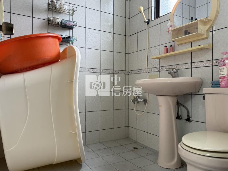 採光邊間透天房屋室內格局與周邊環境