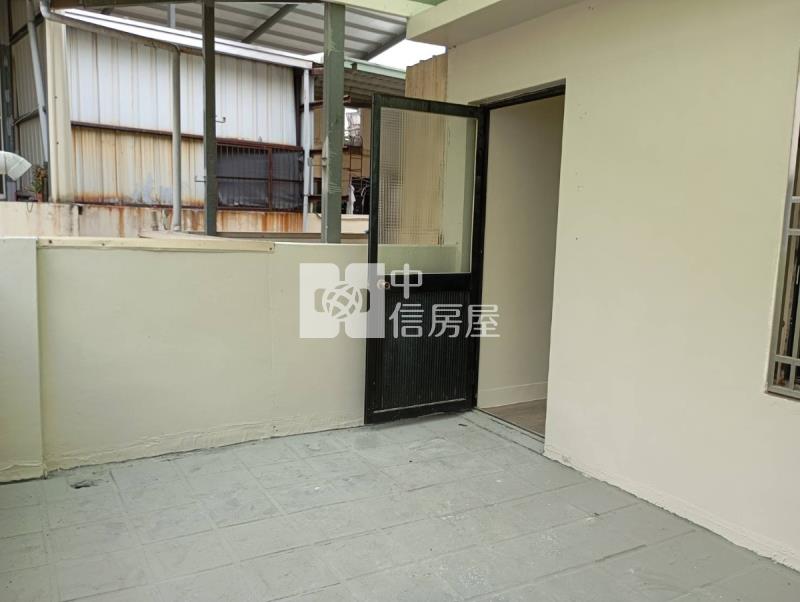長億小鎮旁全新整理透天房屋室內格局與周邊環境