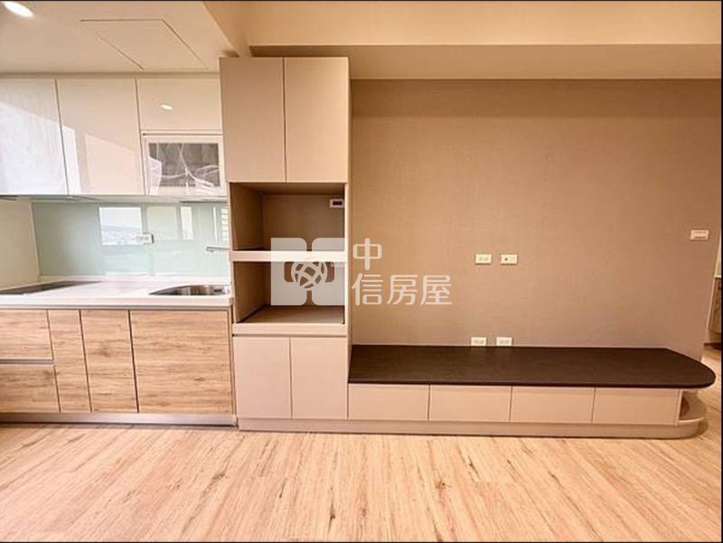 全新交屋青空蔚來二房裝潢戶附車位房屋室內格局與周邊環境