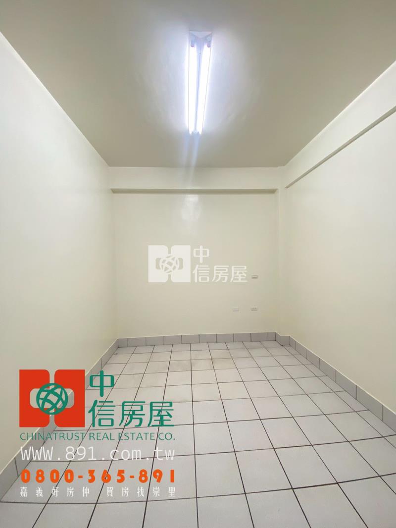 竹圍路透天店面房屋室內格局與周邊環境