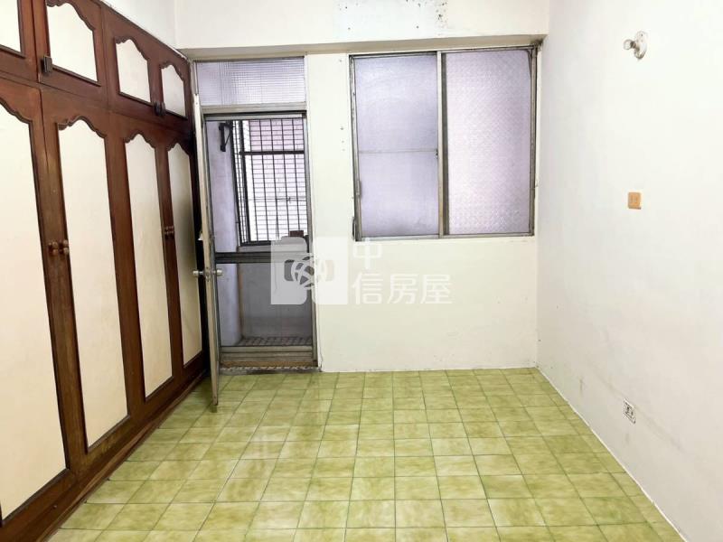日新國小明亮三房寓房屋室內格局與周邊環境