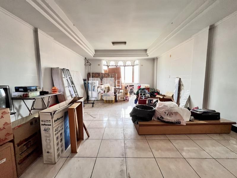 經貿大巨蛋臨路店墅房屋室內格局與周邊環境
