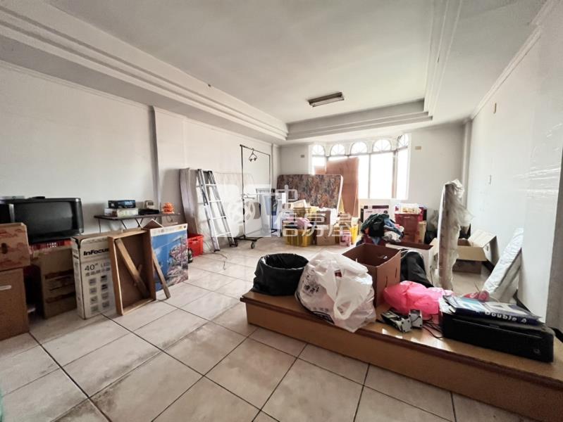 經貿大巨蛋臨路店墅房屋室內格局與周邊環境