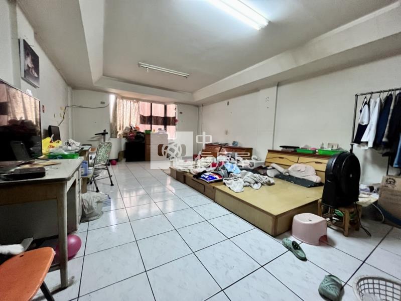 經貿大巨蛋臨路店墅房屋室內格局與周邊環境