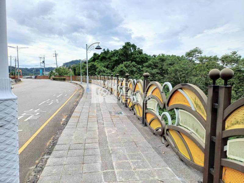東山路大面寬景觀農地房屋室內格局與周邊環境