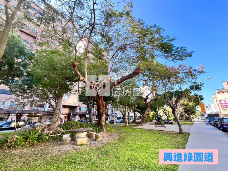 正進化路邊間金透店房屋室內格局與周邊環境