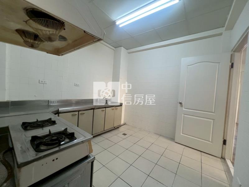 豐年社區角間大別墅房屋室內格局與周邊環境